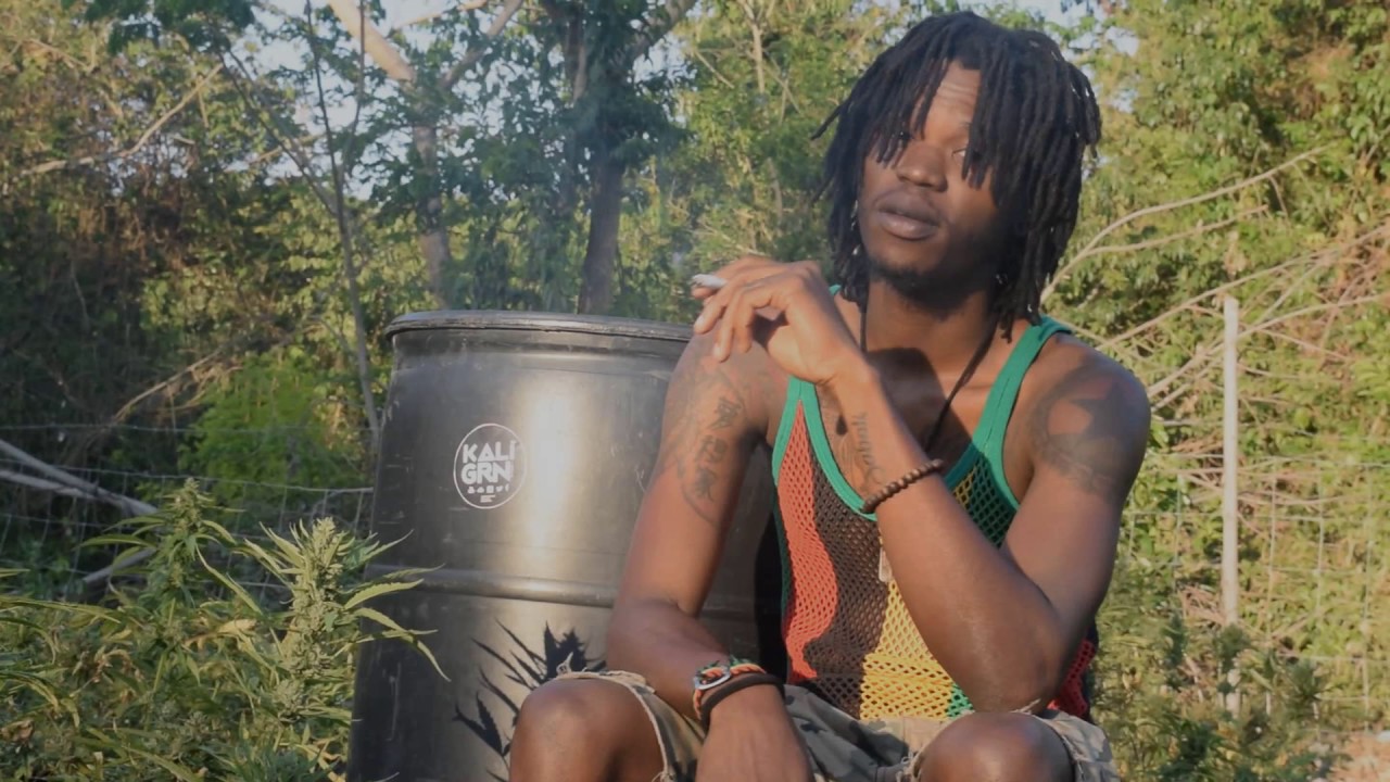 KALI GRN - Smoke High Grade ft Rosh Rebel (Official Video)