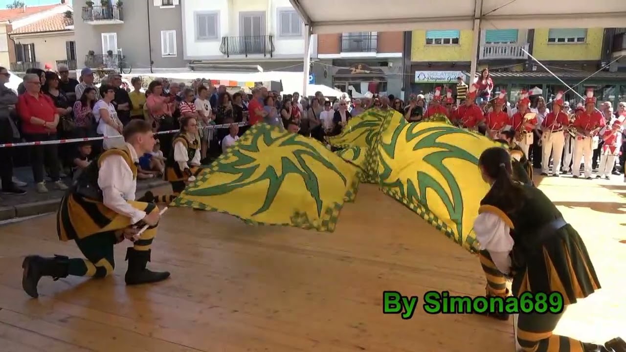 Santena, Sbandieratori e Musici di Alba, Santena, Sagra dell'Asparago