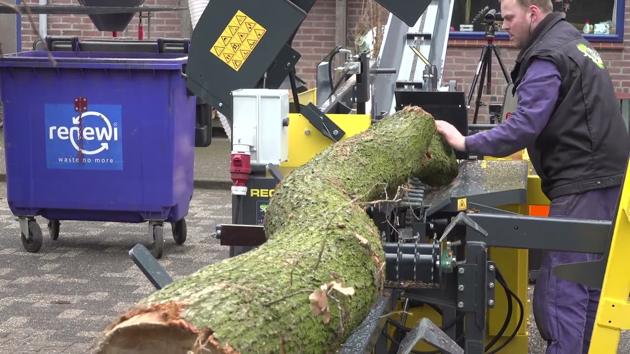 Regon R3 Firewood processor