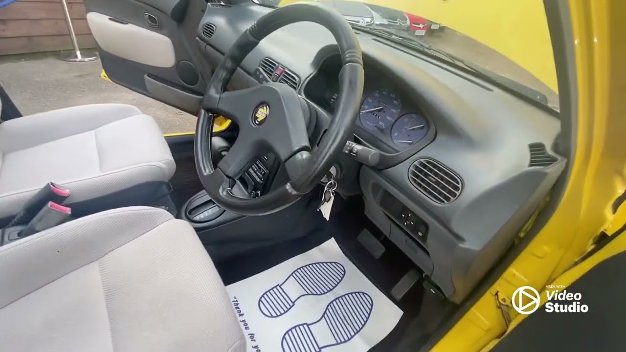Mazda 121