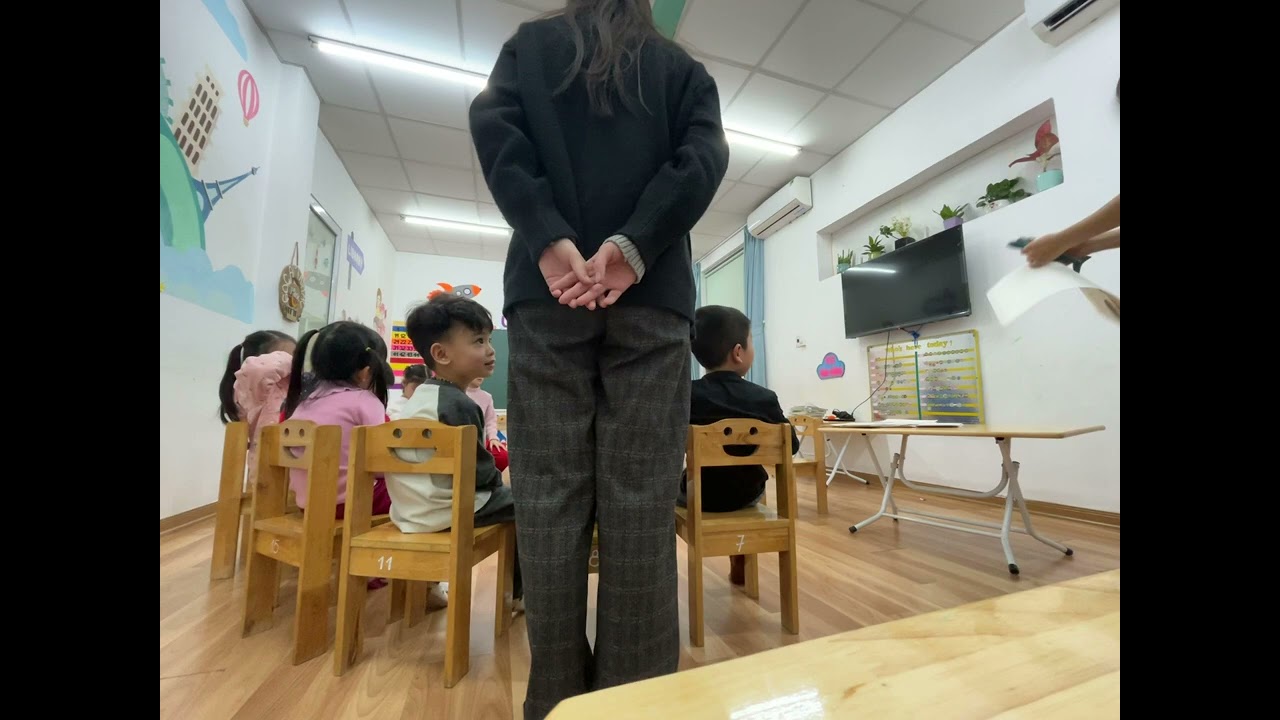 Observation 01 • Ivy BC03 Nguyễn Huy Tưởng • Level 2 Lesson 23