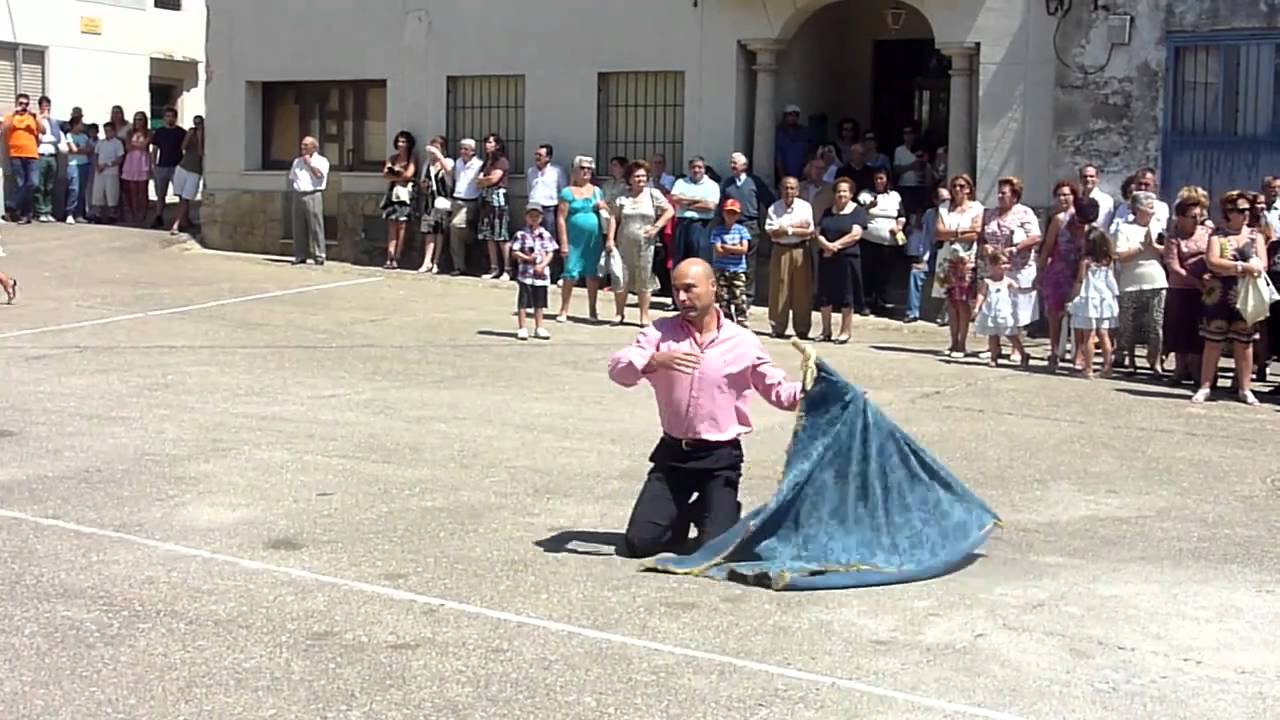 Almeida de Sayago. San Roque 2010. Baile de la bandera