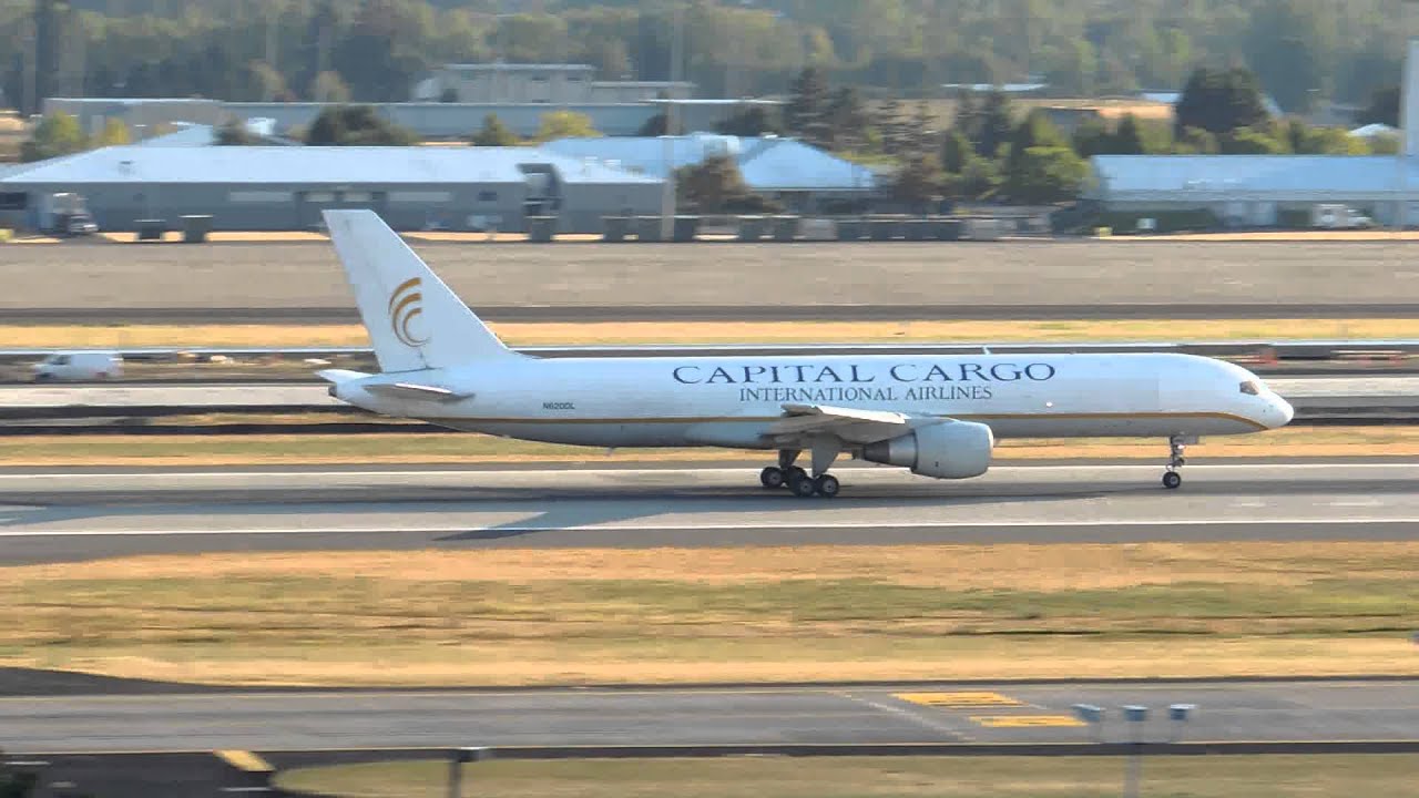 Capital Cargo (ATI) Boeing 757-200F [N620DL] takeoff from PDX