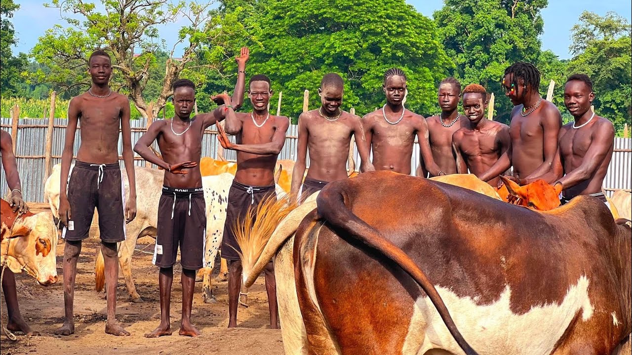 NAATH YOUTHS FOR CHANGE AND CULTURAL EMPOWERMENT (ADDIS ABABA) #NUER DANCE (part 1)