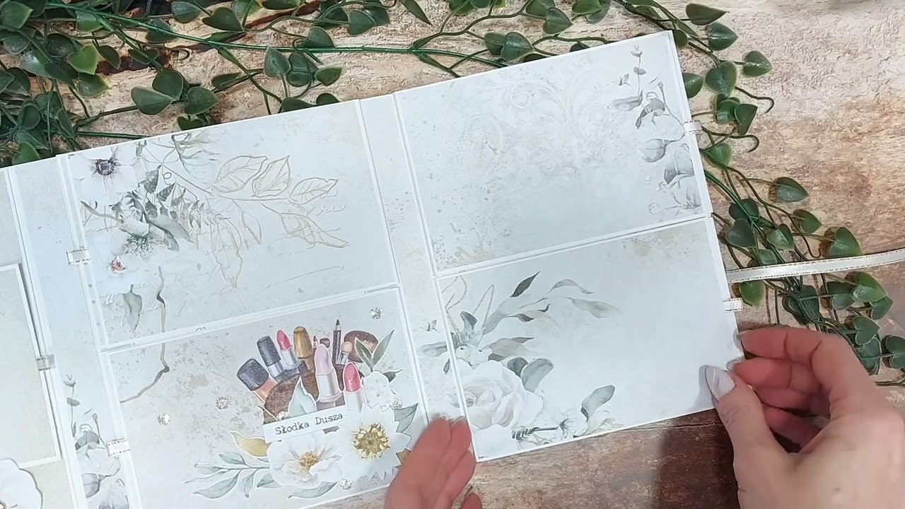 Album  trifold na 18. urodziny dla Laury. Scrapbooking ❤️