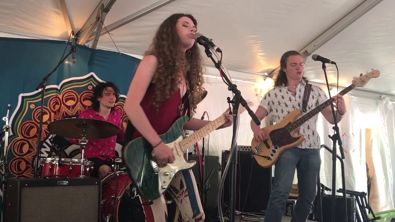 The Steppin' Stones - Rhiannon Fleetwood Mac cover live @ Sweetwater 420 fest