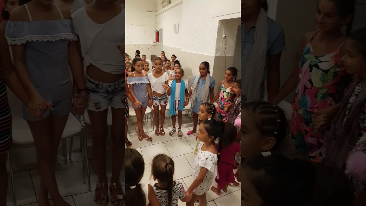 Perpignan ( Réunion des enfants église mère )