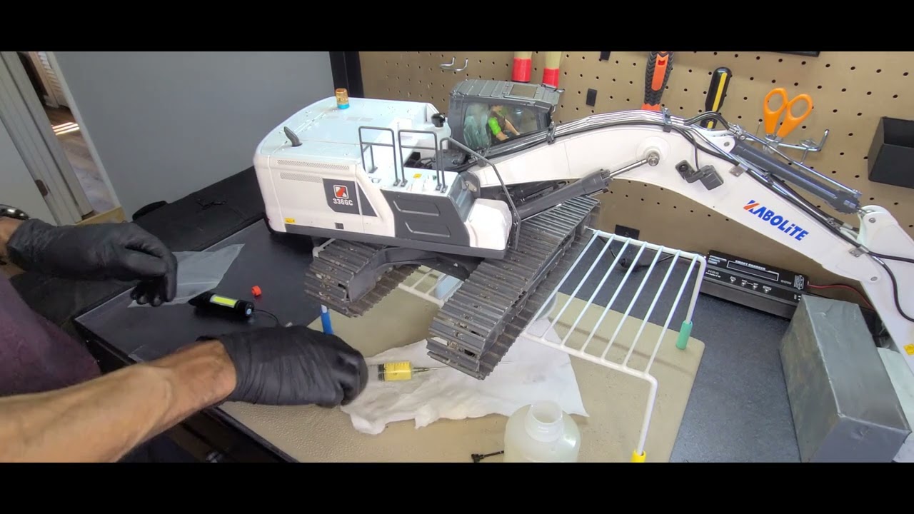 Kabolite K961 RC Excavator Hydraulic Fluid Change