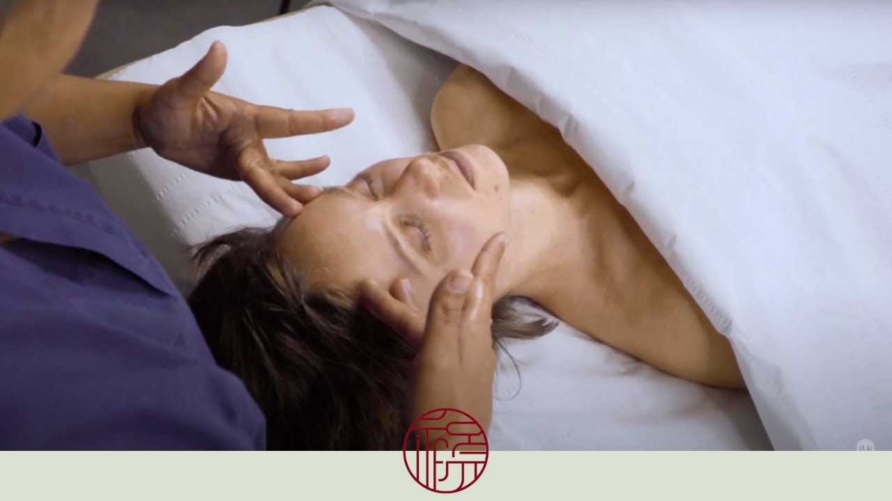 Massage Kobido│Tension de la mâchoire et acnée