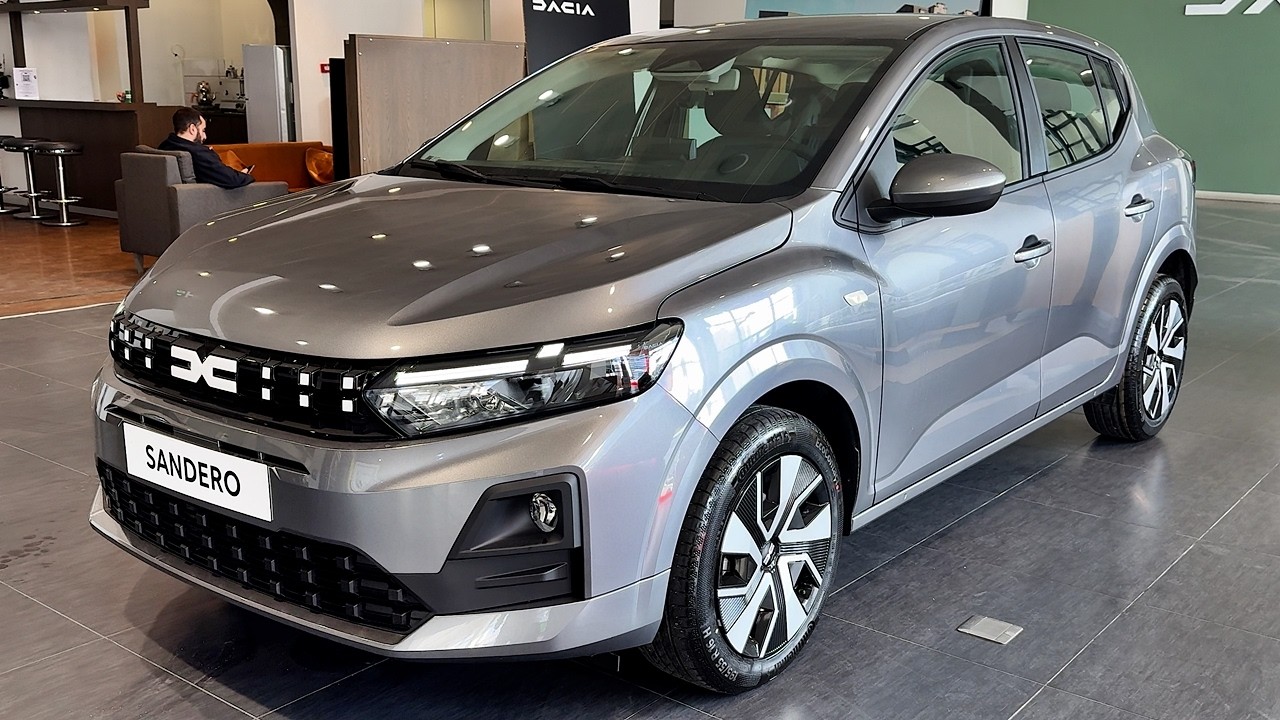 2026 Dacia Sandero - Exterior and interior details