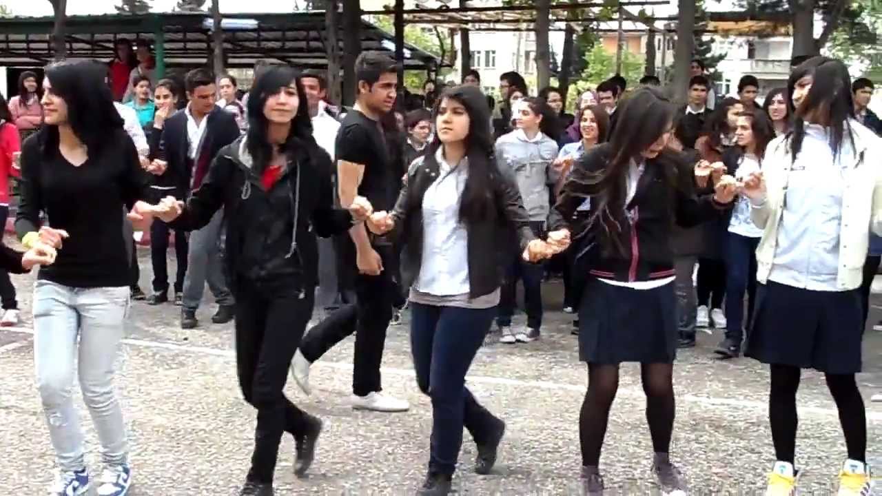 Kırıkhan Halay Kahramanmaraş Lisesi (2013) ( Kara Lise )