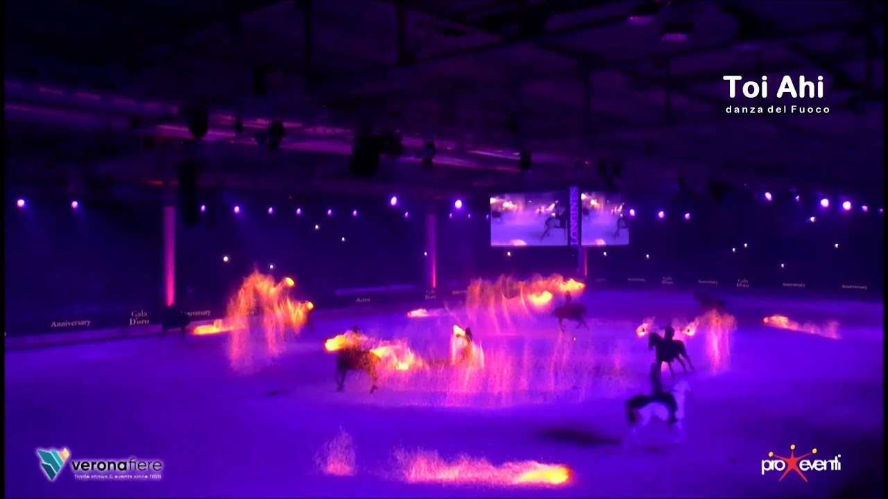 Toi Ahi Danza del Fuoco - Fiera Cavalli, Gala d'oro Anniversary