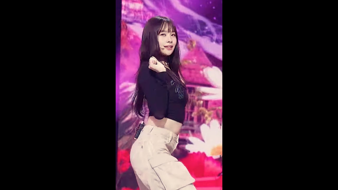 (4K 60fps Slow Motion) Jelly Jelly 위클리 Weeekly JiHan 지한