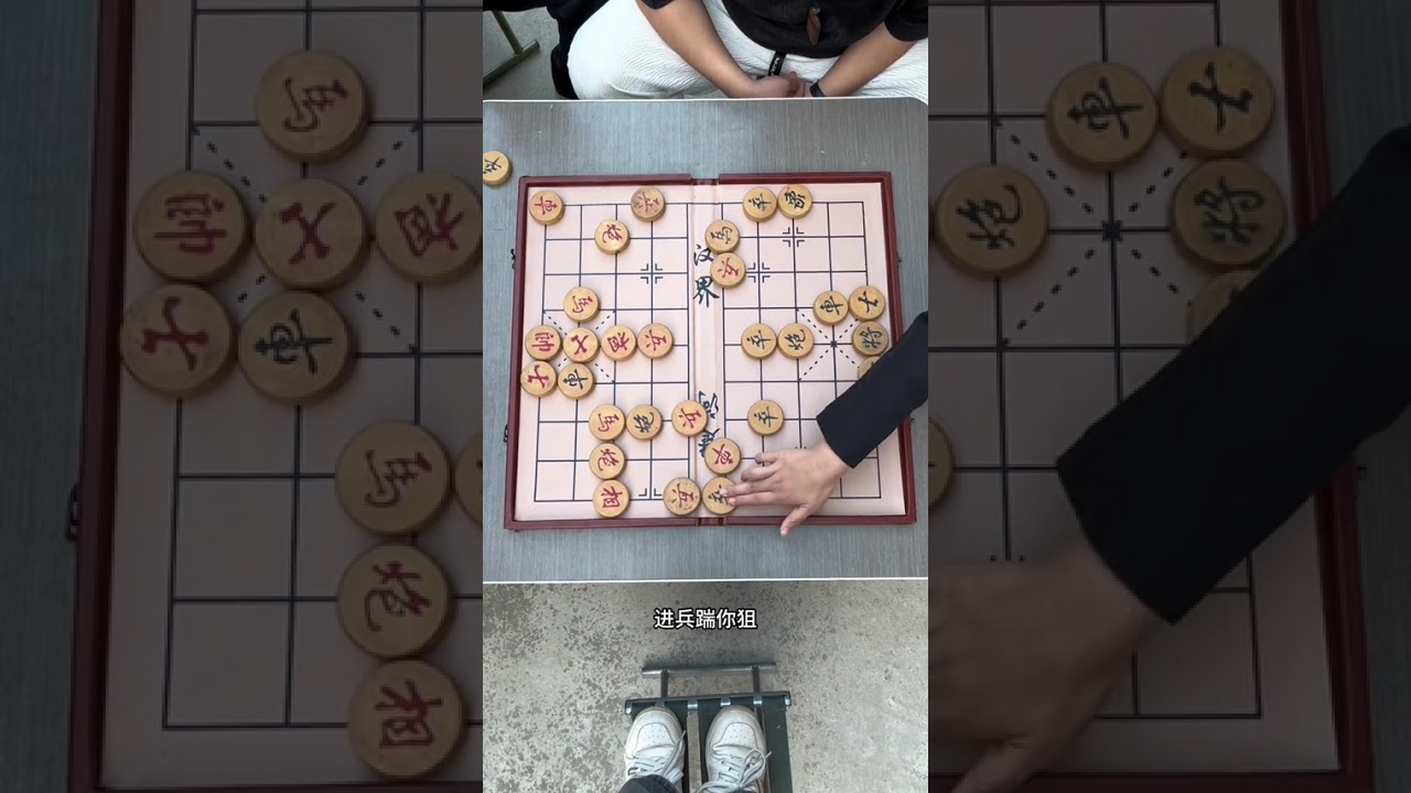 棋摊大战！#喜欢象棋关注我 #是时候展现真正的技术了 #中国象棋 #现场实拍 #棋逢对手
