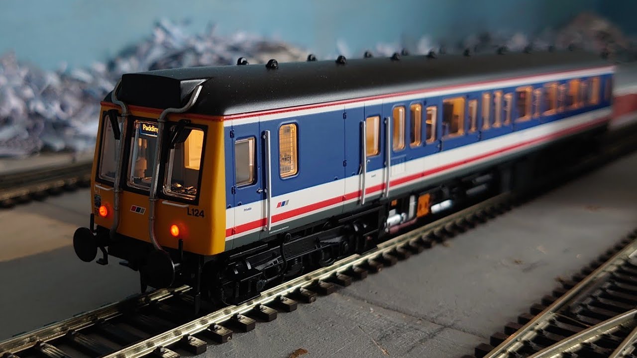 Bachmann Class 121 Bubble Car in NSE - DCC Fitted Loco Review!