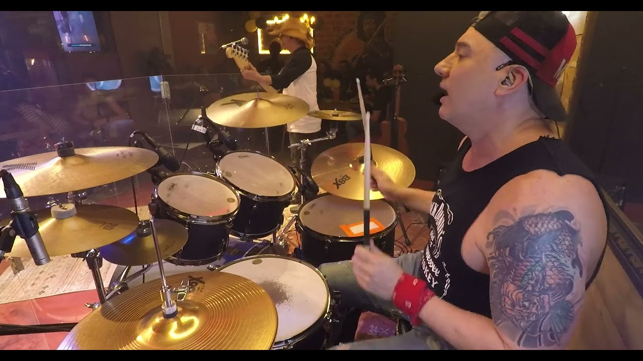 Un Buen Perdedor   Live cover