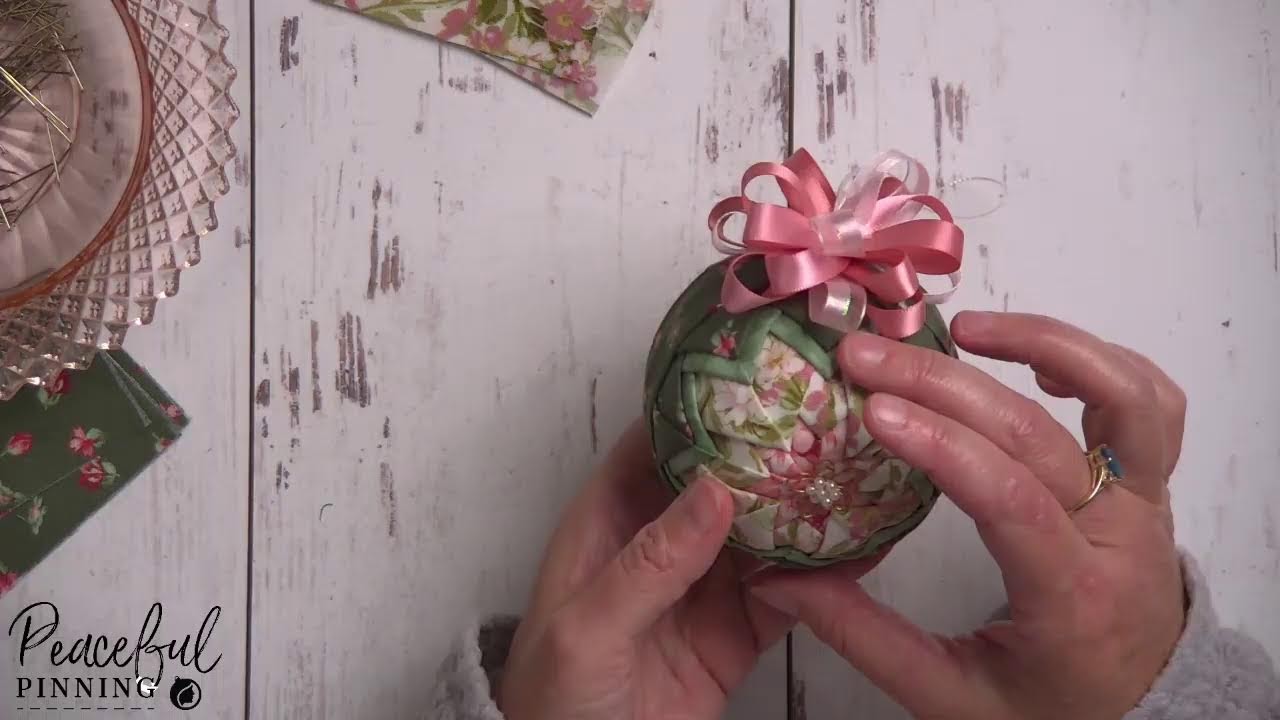Peaceful Pinning Live #36 |  Pink & Green Floral Fabrics - No Sew Basic Star Ornament