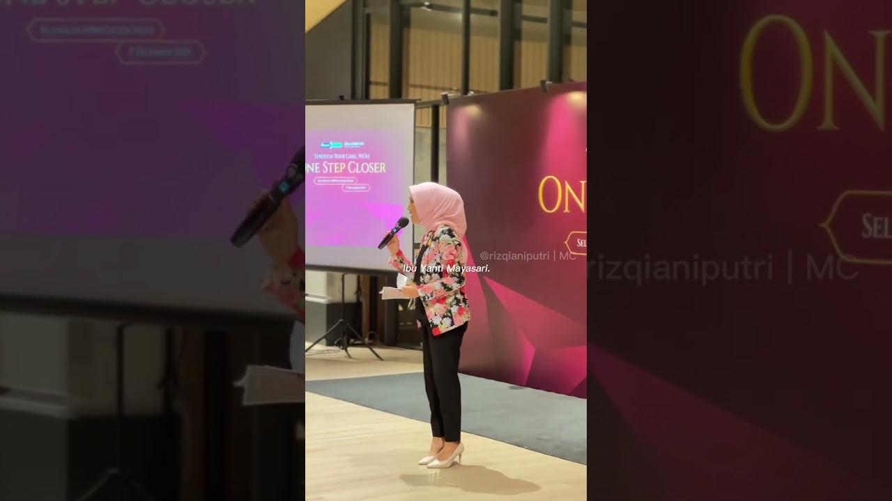 Contoh Pembukaan MC | Soft Formal Event | Rizqiani Putri MC
