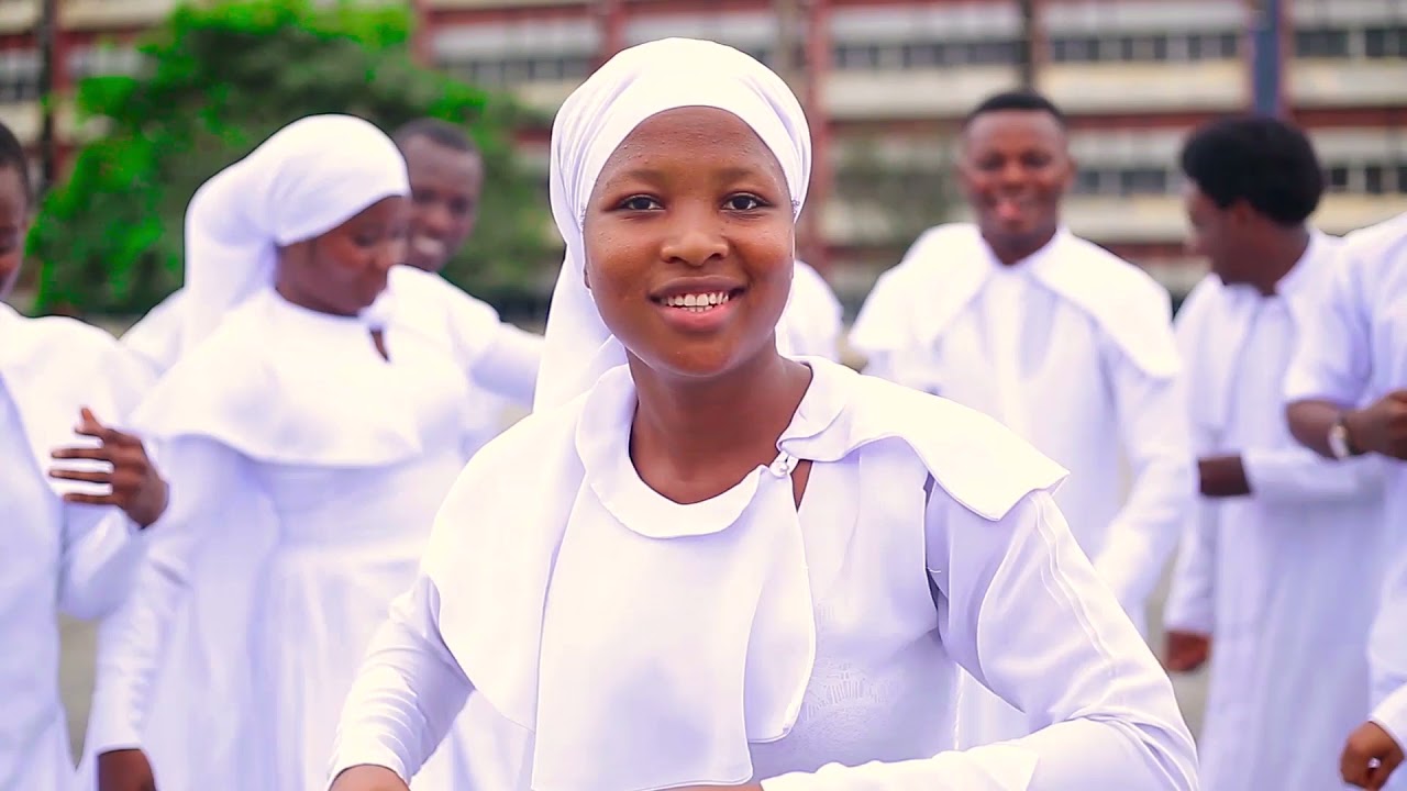 Uchino Samuel ft ABAS UNICAL & VICKY/ CO @ let's be the difference  full video