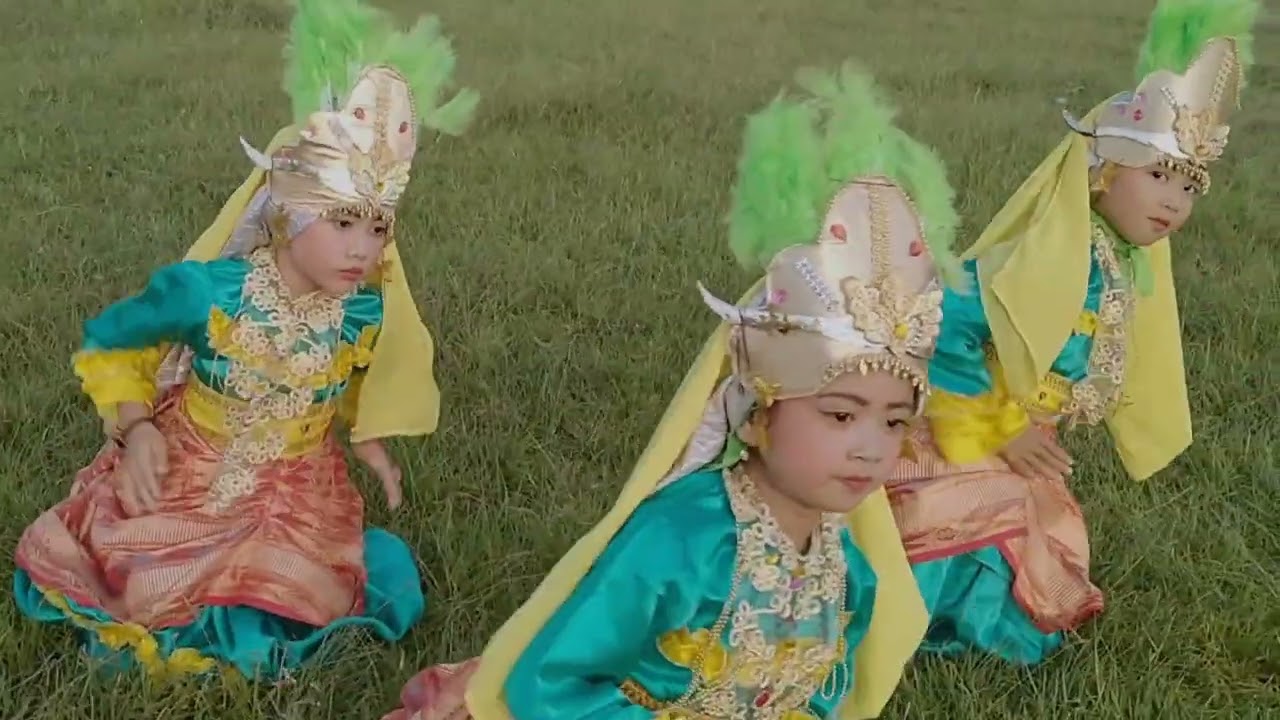 tari kreasi islami TK Kecamatan Talun