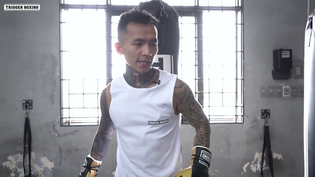TRỊNH SƯ PHỤ DẠY VỀ ĐÒN NGẮN VÀ ĐÒN DÀI TRONG BOXING