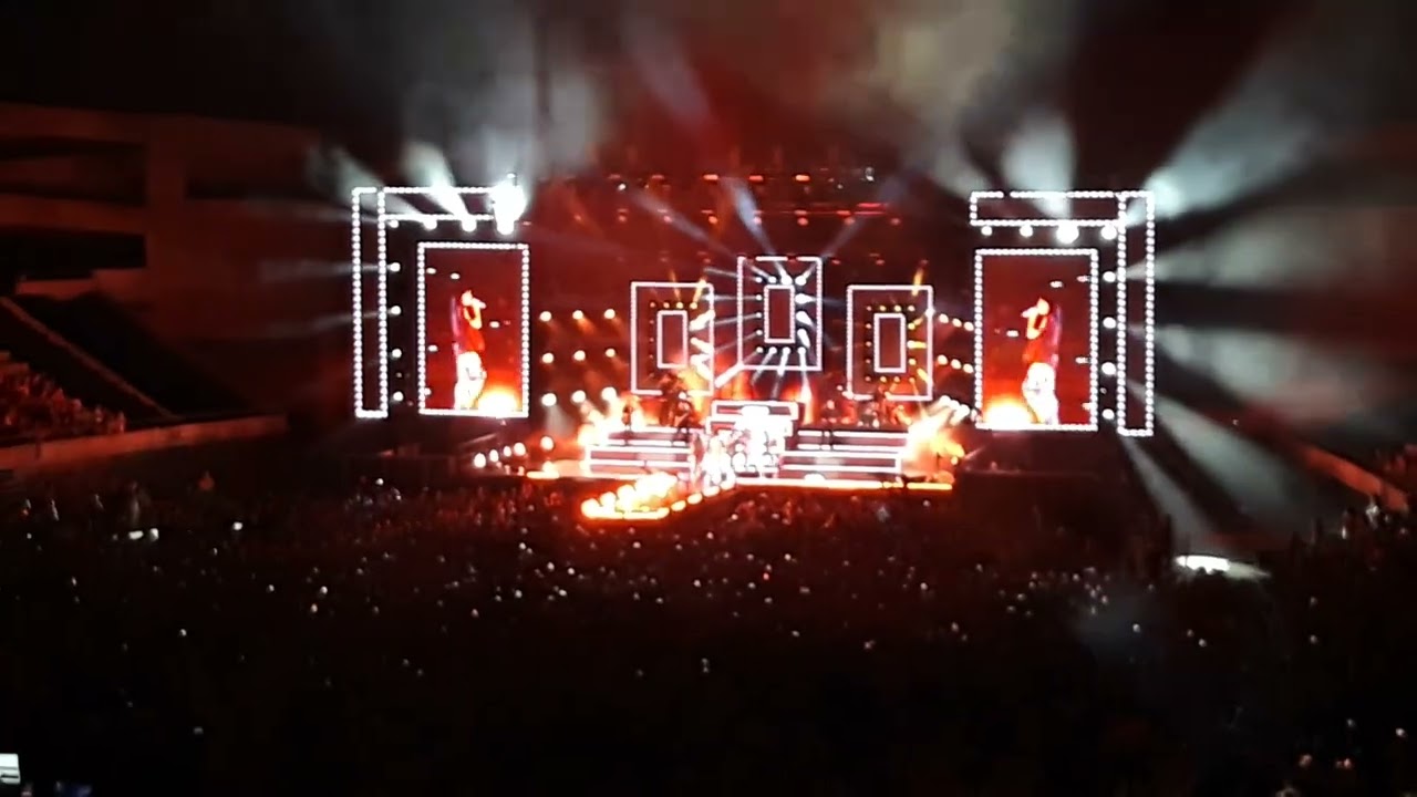 AITANA - Formentera Inicio espectacular 11 razones +tour - Barcelona 2022