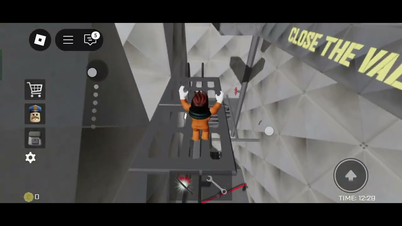 I am playing Paris prison hard core full escape