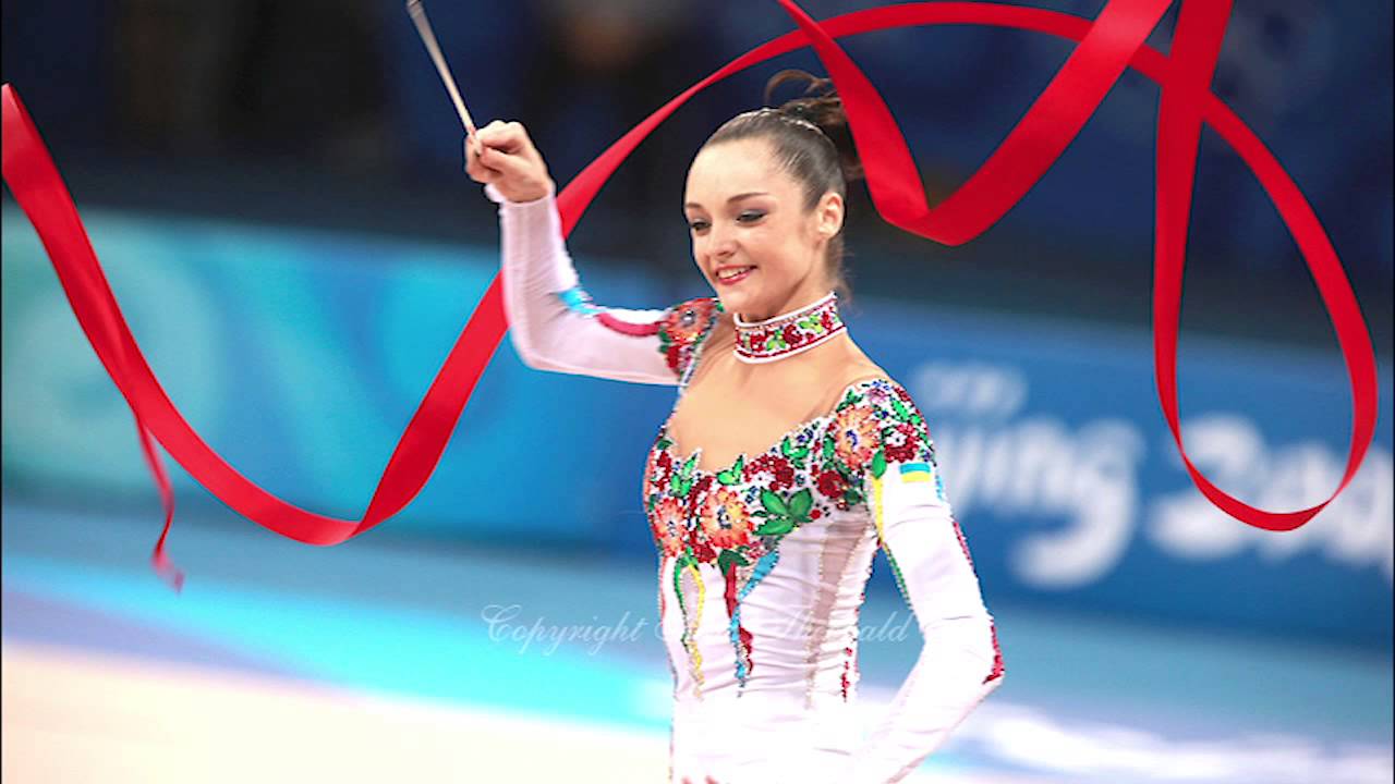 Anna Bessonova | Ribbon 2008/2009 (Exact Cut)