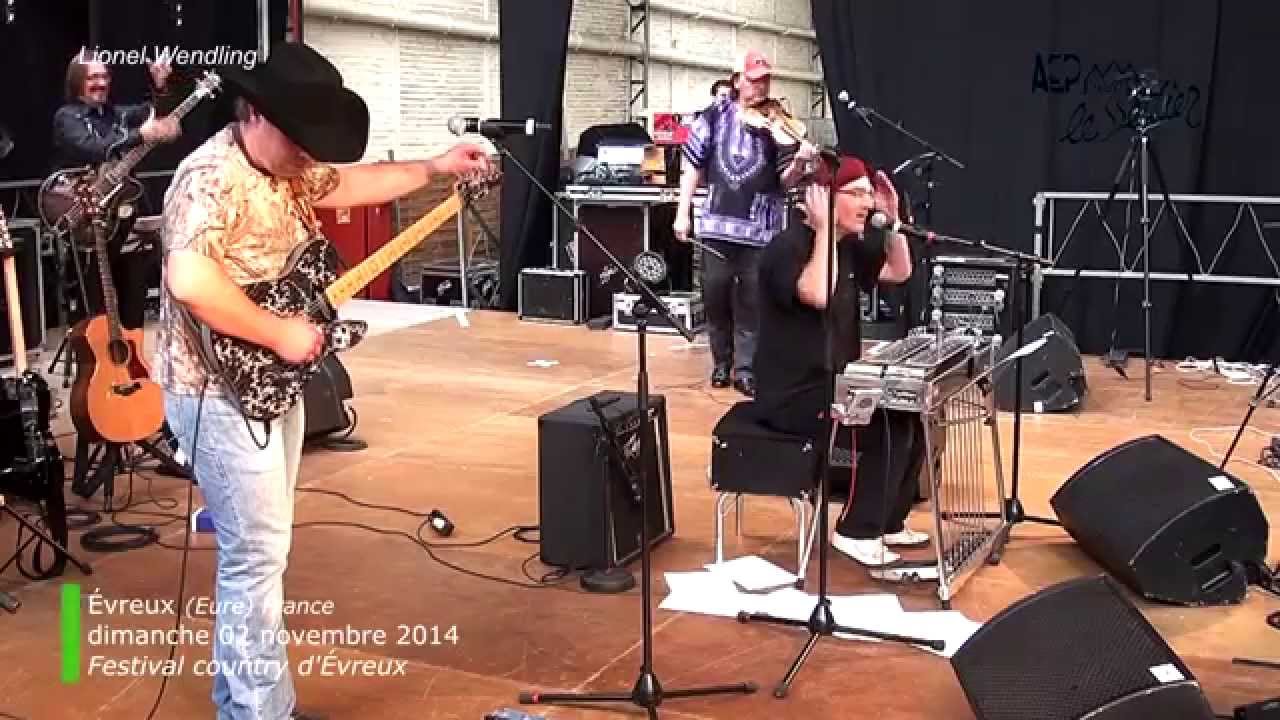 Lionel Wendling, concert dimanche 02 nov 2014, au 4e festival country AEP le Sentier Évreux (Eure)