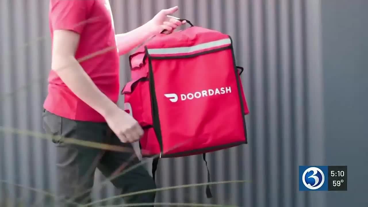 Рост цен на бензин снизил прибыль водителей Uber, Lyft и DoorDash.