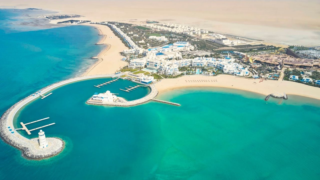 Hilton Salwa Beach Resort & Villas