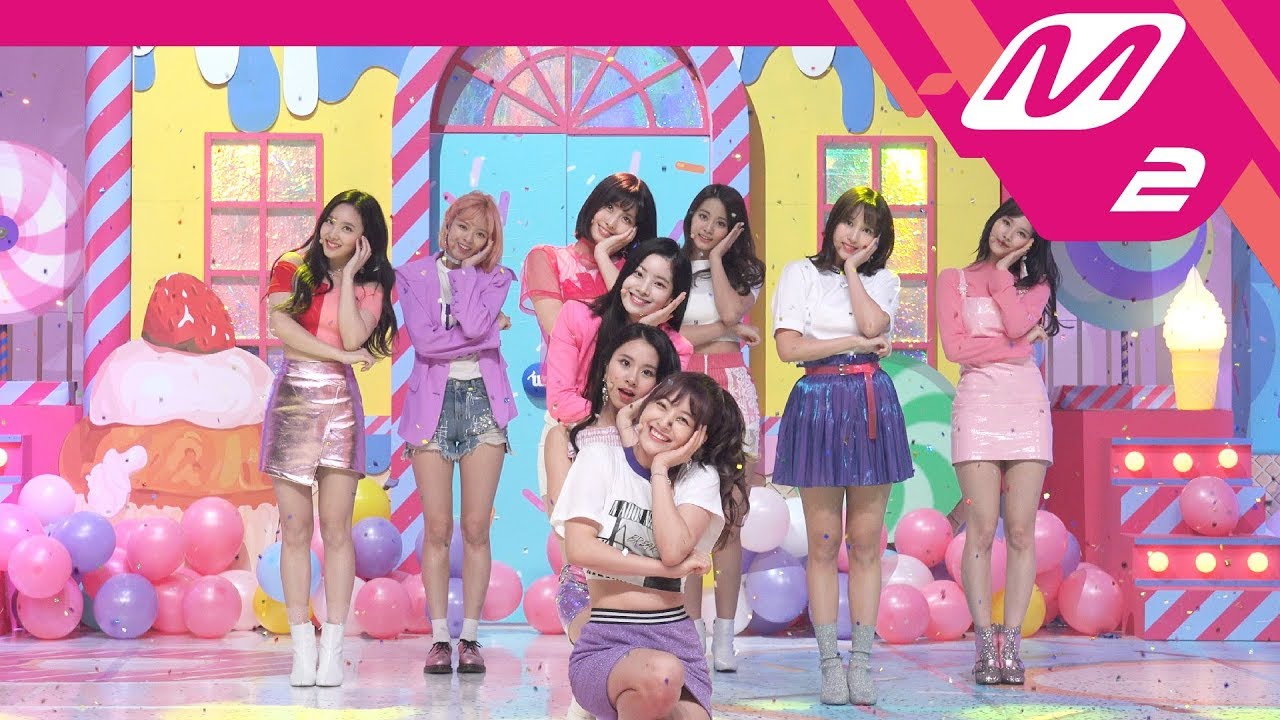 [MPD직캠] 트와이스 직캠 4K 'What is Love?' (TWICE FanCam) | @MCOUNTDOWN_2018.4.12