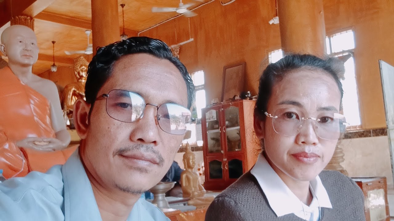 ມາຂໍພອນນຳພຣະເຈົ້າໃຫຍ່ອົງຫຼວງ ວັດຈອມເພັດ #ລາວໃຕ້