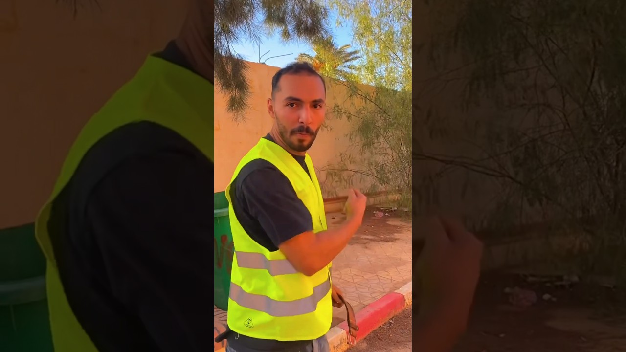 احترم عامل النظافة 😡 #algerie #algeria #laghouat_algerie #ضحك_جزائري #comedy #ضحك #footballcomedy #