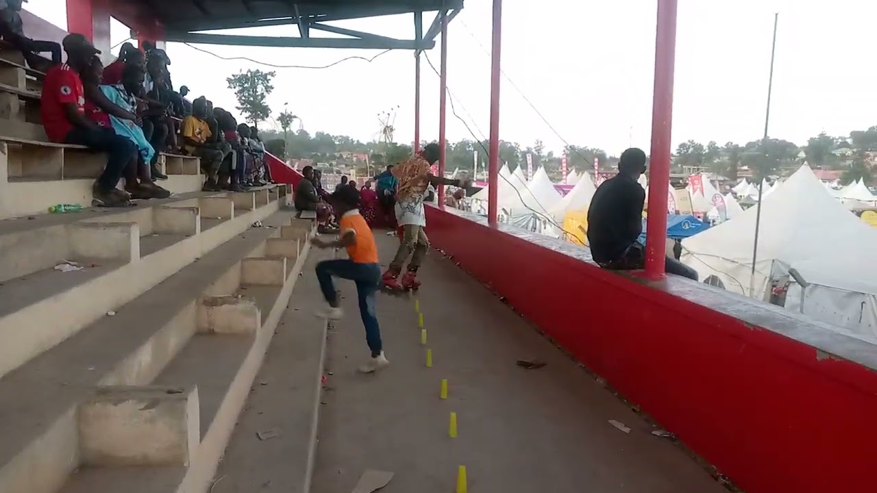 Freestyle in Slalom 🙌call me Star Road skater 💪 man on camera Mark Skater 💪