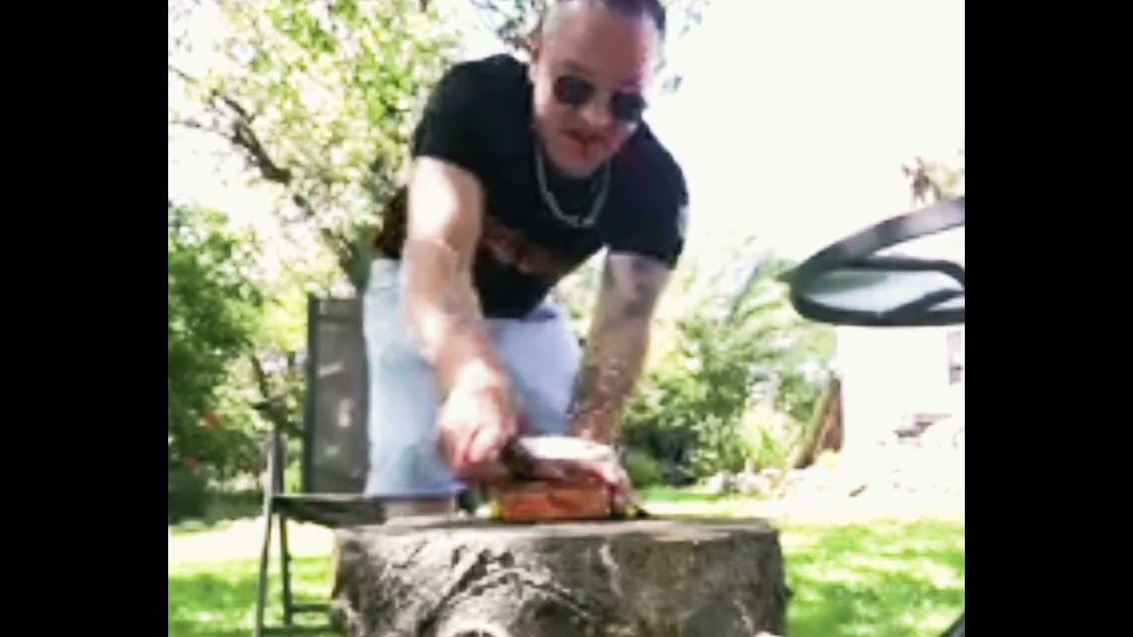 Surströming ein ganz feiner Fisch der jeden Menschen zum Elch verwandelt, Stargast Manu....is da ❤🤍