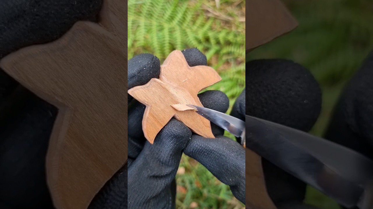 Snid ett l&ouml;vh&auml;nge av tr&auml;! #snideri #diy #t&auml;ljning #handgjord #tr&auml;snideri #tr&auml;konst