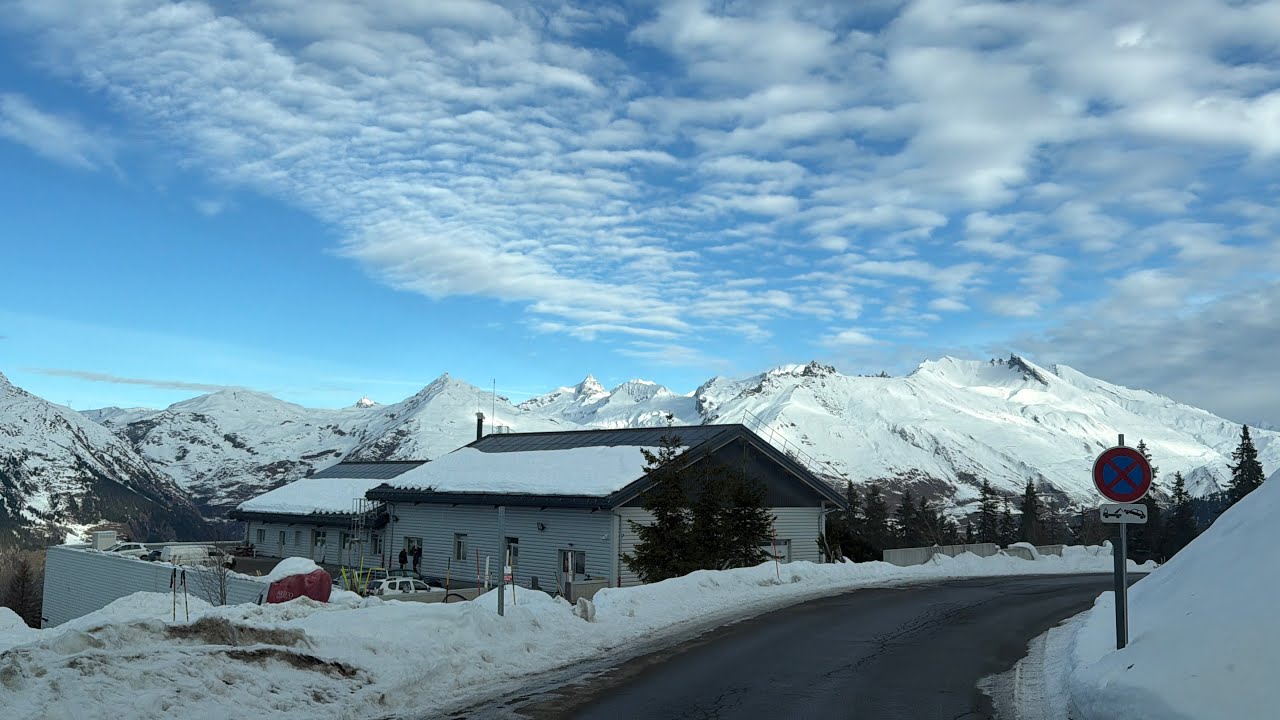 Ice skating rink alpe d'huez Alpes France 2026