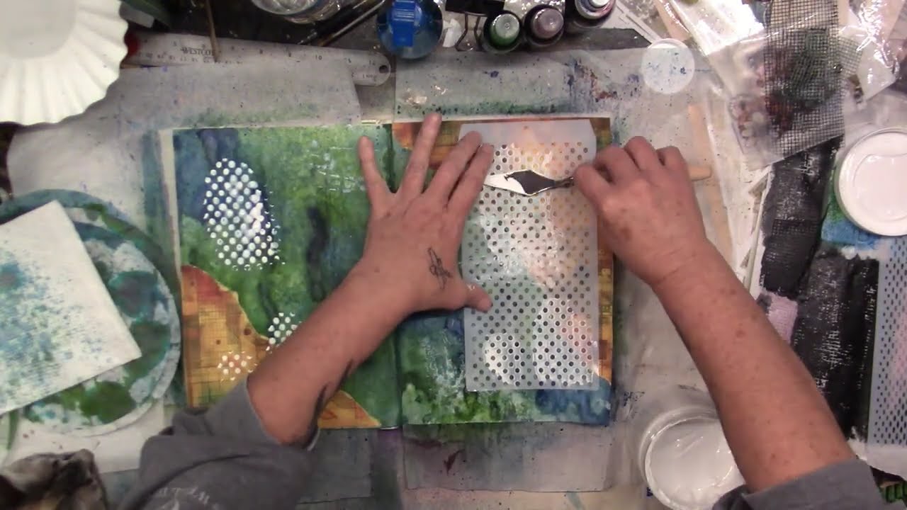 Let's Break a New Page in the #artjournal #playtime #mixedmedia