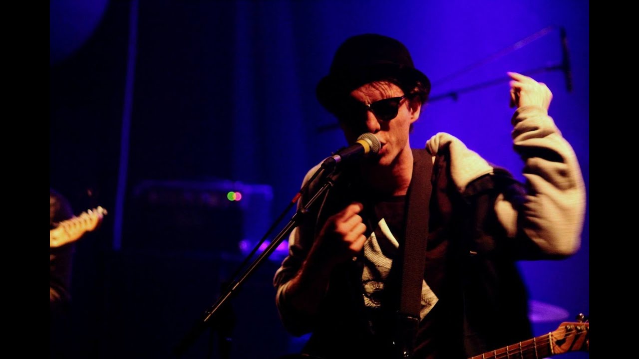 THE AIRPLANE - Seven Nation Army - Live @ LE PETIT BAIN PARIS
