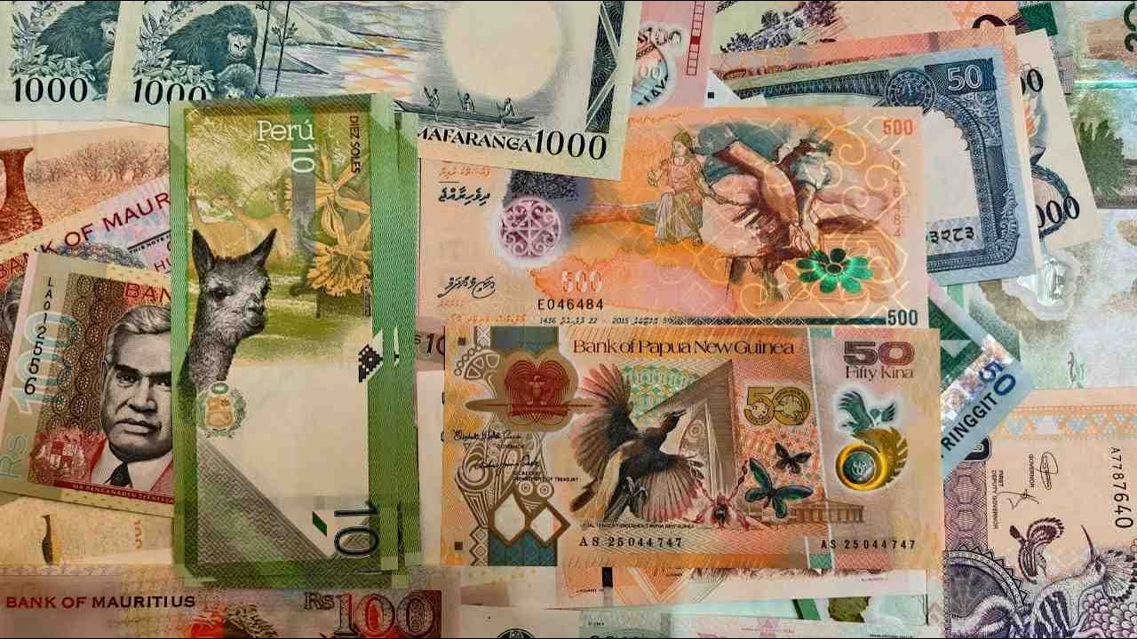 One Of The Rarest Commemorative Polymer Banknotes Awesome Rare You Can Find!!! @worldcurrencyhunt