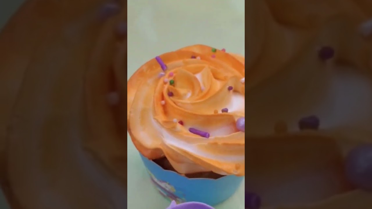 #ytshorts #cupcakes#homemade#bakerofballari#orderurfevriote#nammaballari