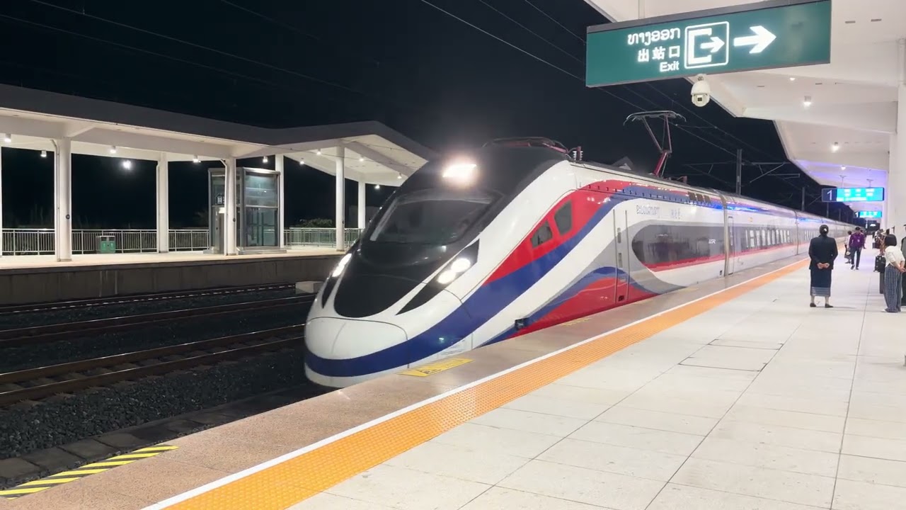 CR200J High Speed Train Arrives in Luang Prabang Laos on Boten-Vientiane Railway
