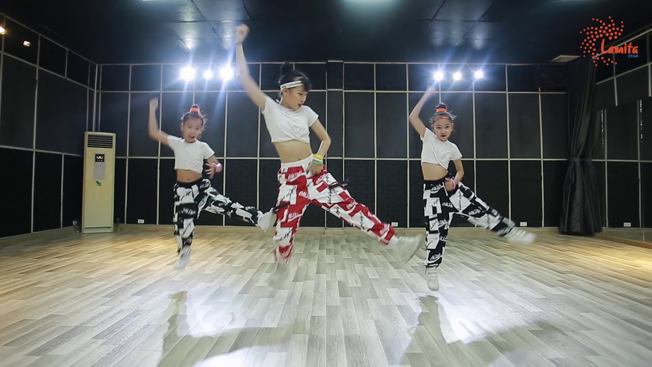 AIN'T MY FAULT - DANCE COVER - LAMITA STAR