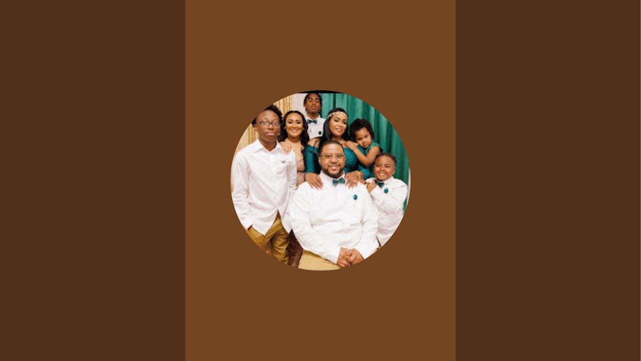 Prayedupmommyof5 is live!