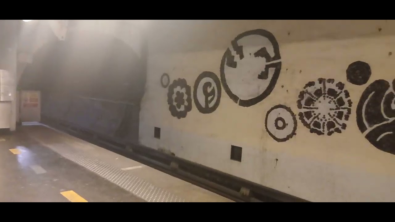 Spot d'un MPM76 sur le dernier métro de 21h30 a  vieux port direction la rose 