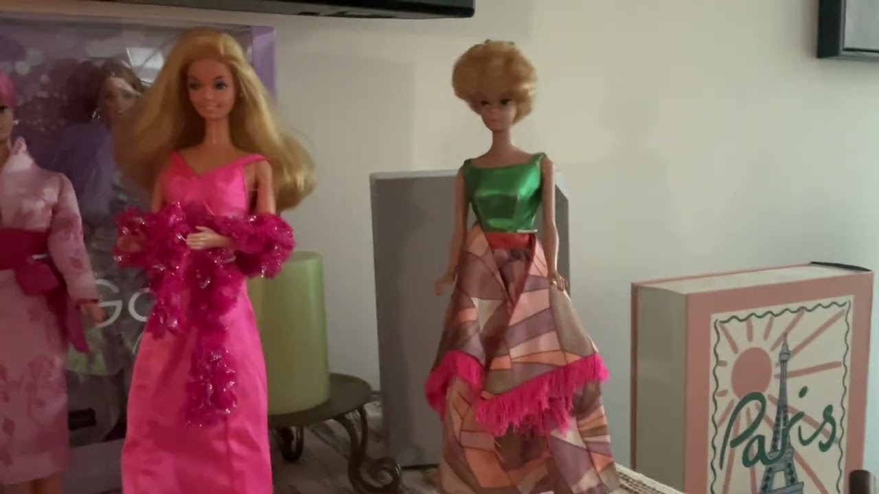#HiBarbie  MERRY and BRIGHT 