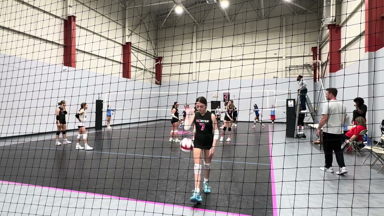 December 14, 2025🏐 Second game: second set. 