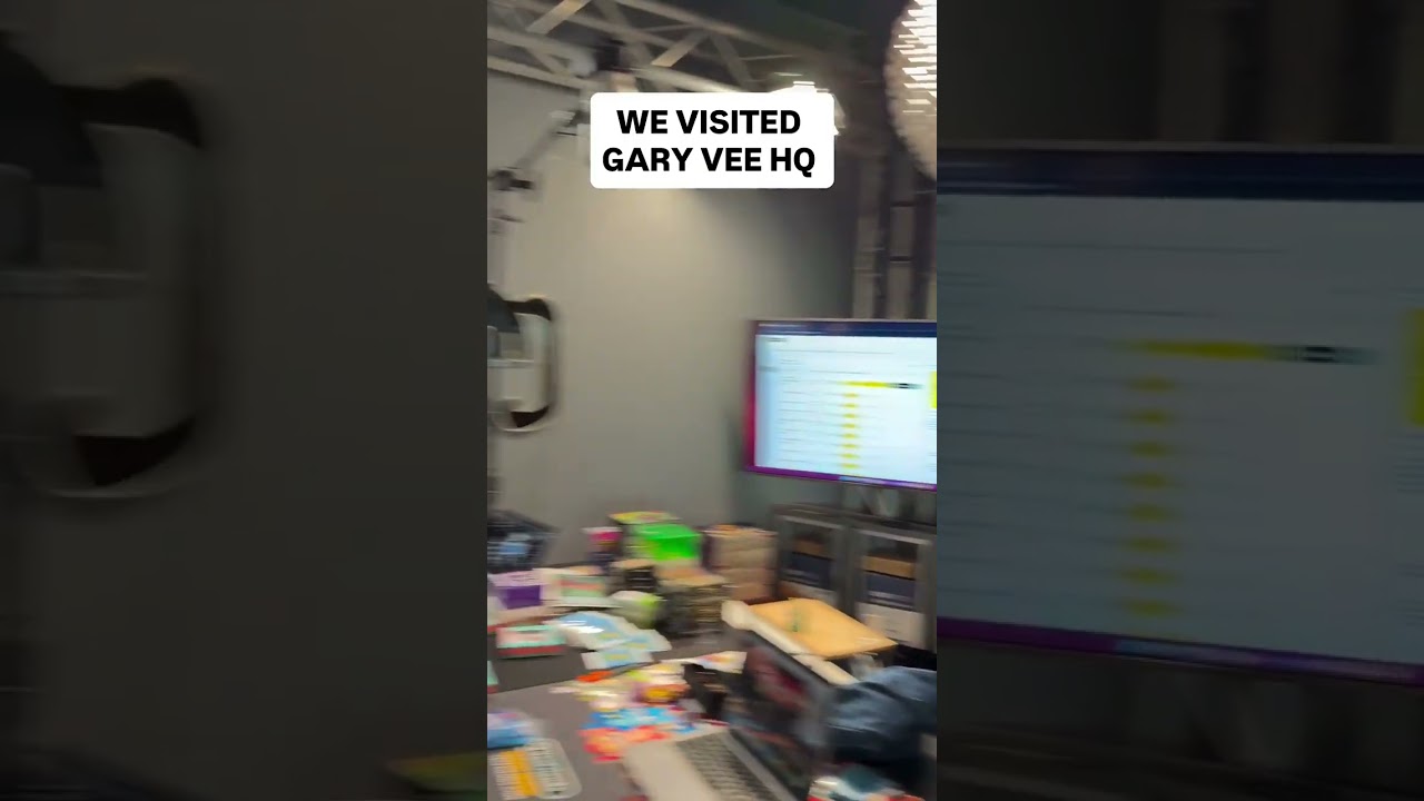 We went INSIDE Gary Vee’s HQ 👀🔥Went LIVE with VeeFriends and it was unreal… this experience was