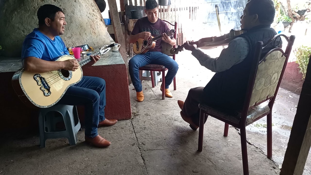 Ezequiel Coronado,Trio Cantar serrano